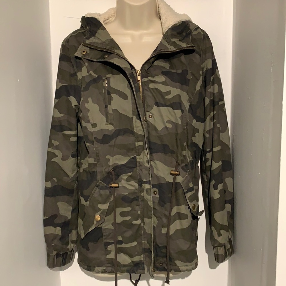 Love Tree Camo Coat